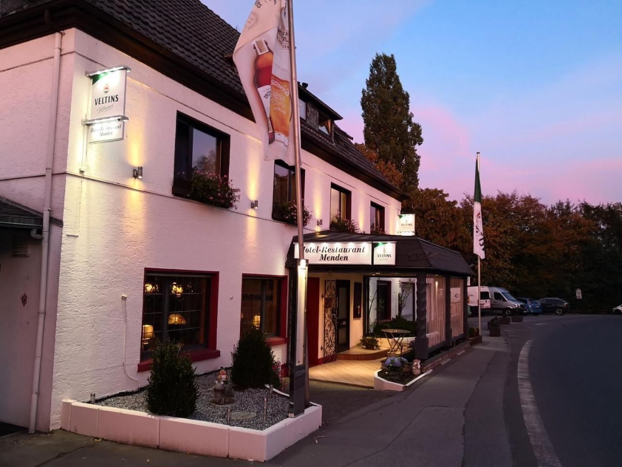Hotel Restaurant Menden Exterior photo
