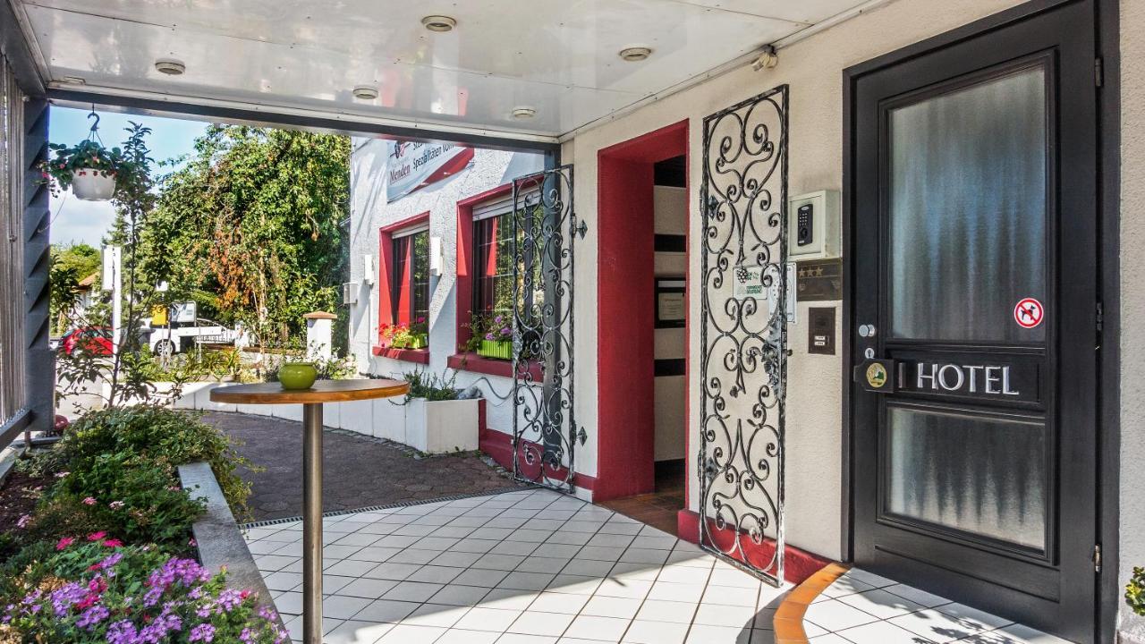 Hotel Restaurant Menden Exterior photo